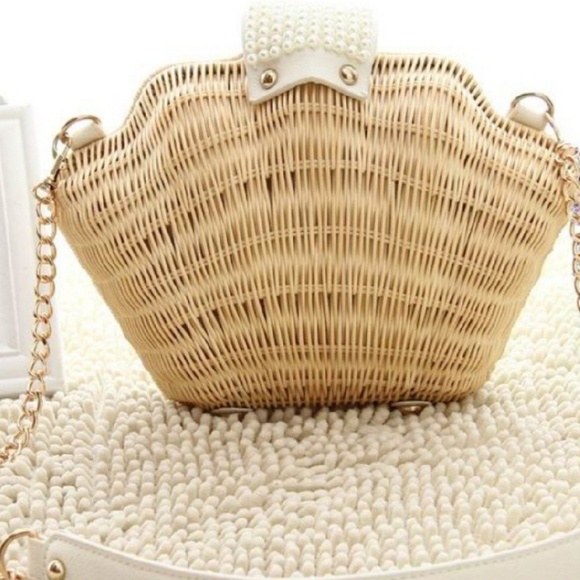 Shell Pearl Wicker Handbag - Picture 5 of 8